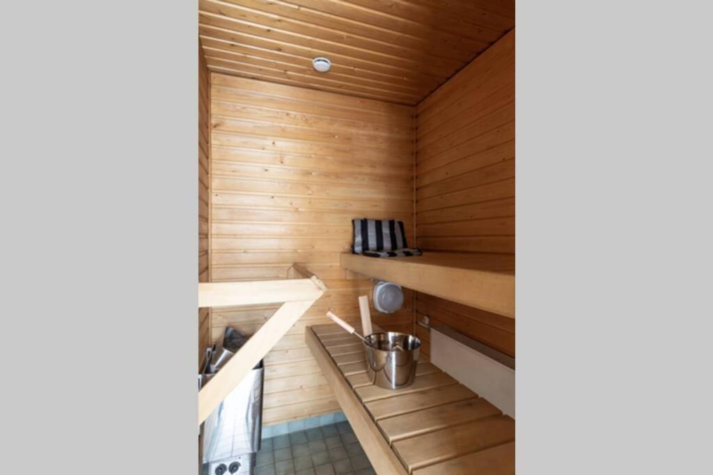 Sleepwell Apartments Allinkatu With Private Sauna And Parking Åbo Exteriör bild